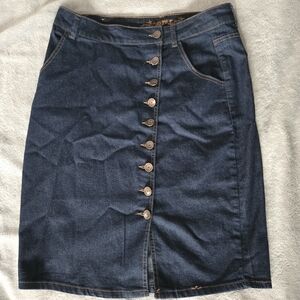 Vintage 7/8 Womens Button Down Jean Sexy Skirt Tznius Modest Jewish Muslim